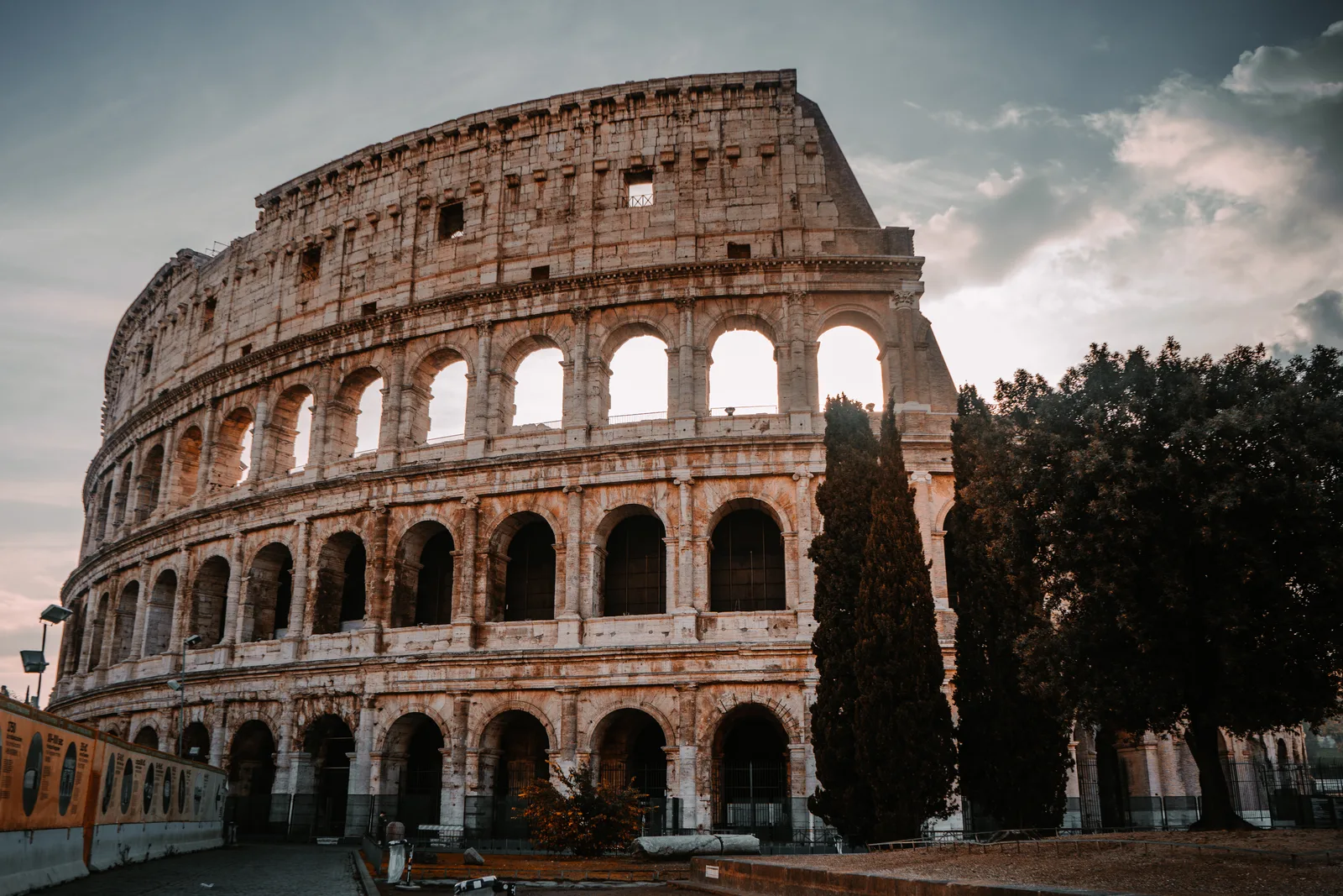 Ancient Rome — Coliseu